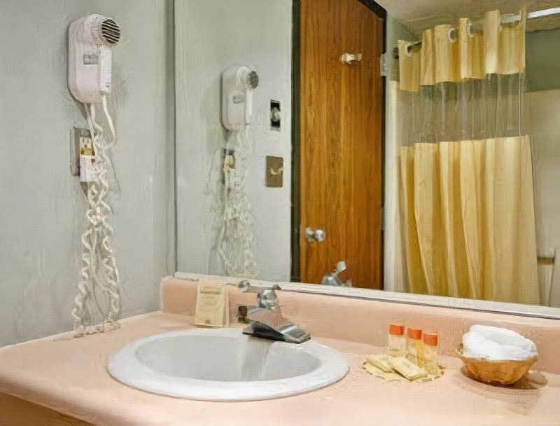Photo of Bathroom in Kirksville