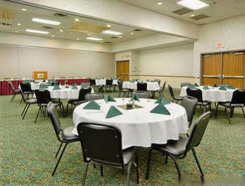 Photo of Livingroom in Kirksville