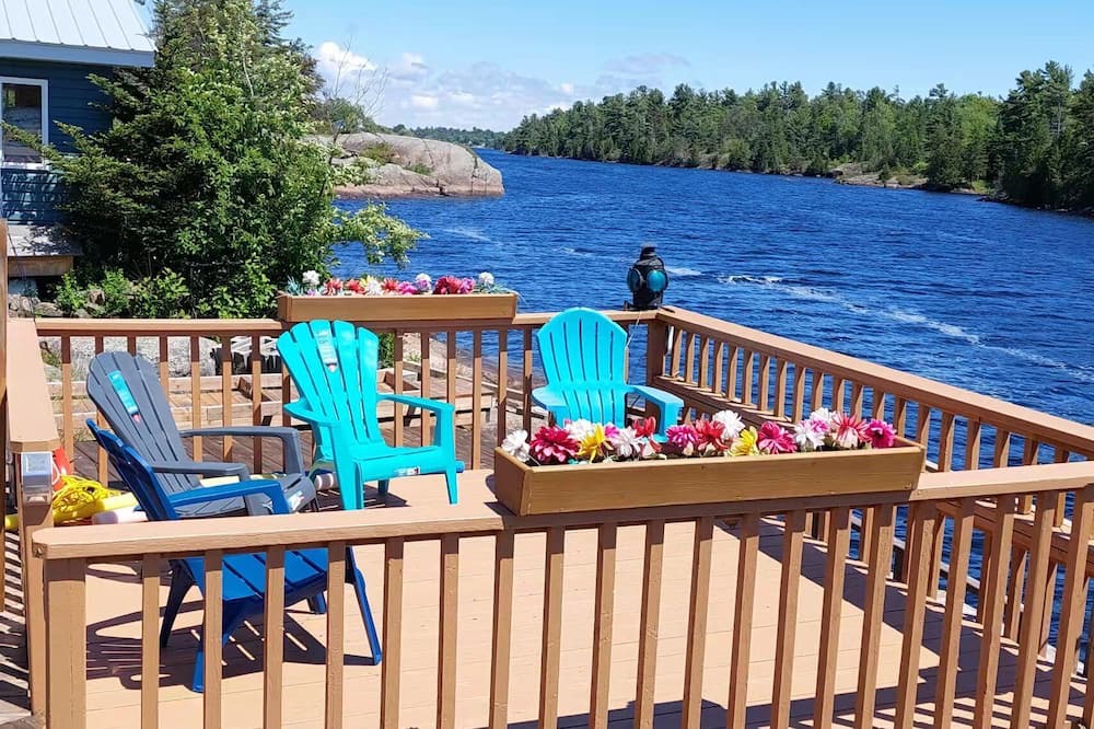 Photo of Outdoor in Byng Inlet