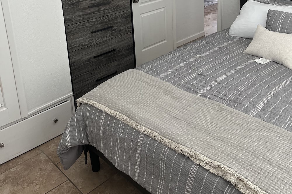 Photo of Bedroom in Meeker