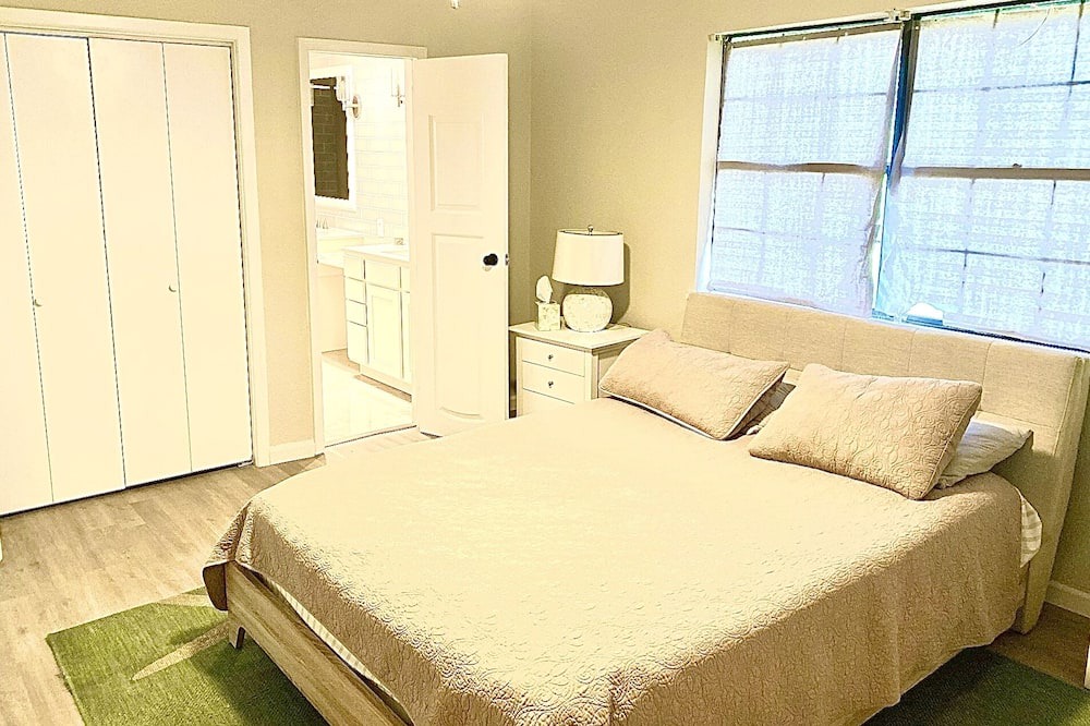 Photo of Bedroom in New Boston