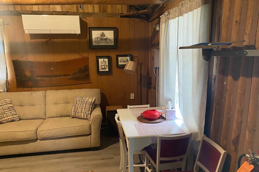 Photo of Livingroom in Piedmont