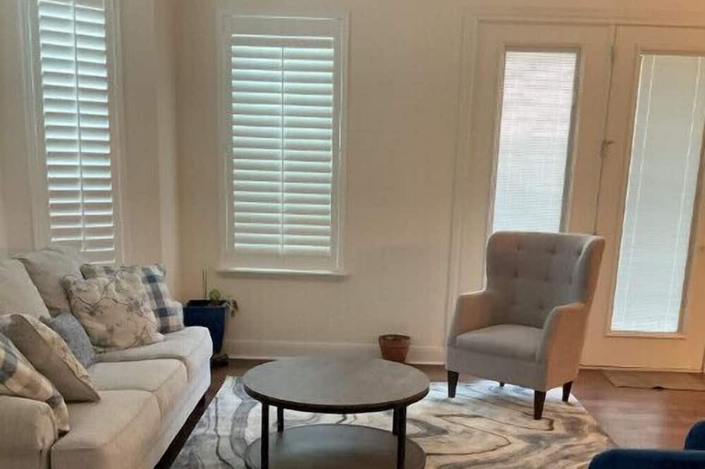 Photo of Livingroom in Amarillo