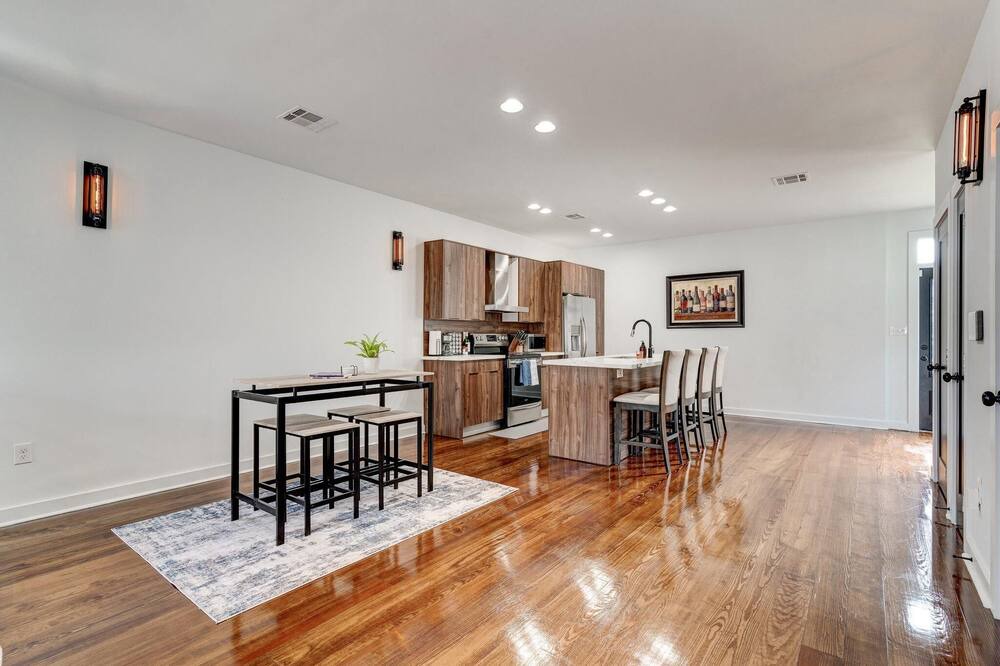 Photo of Bedroom in Treme