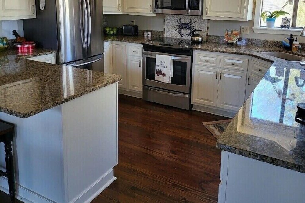 Photo of Kitchen in Perkinston