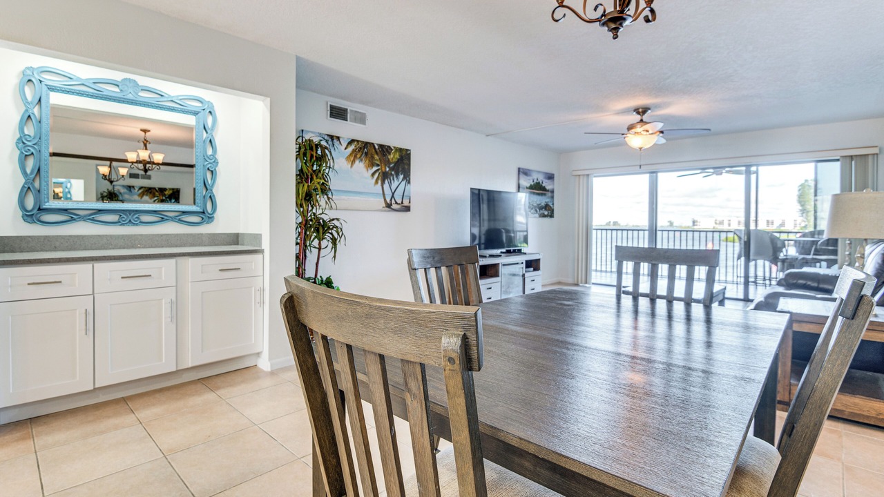 Photo of Others in Cocoa Isles