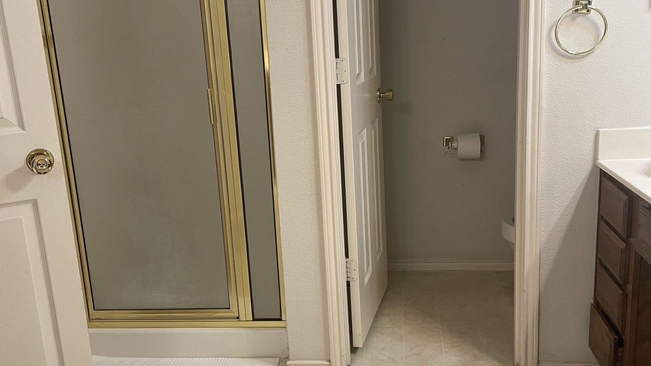 Photo of Bathroom in Lewisville