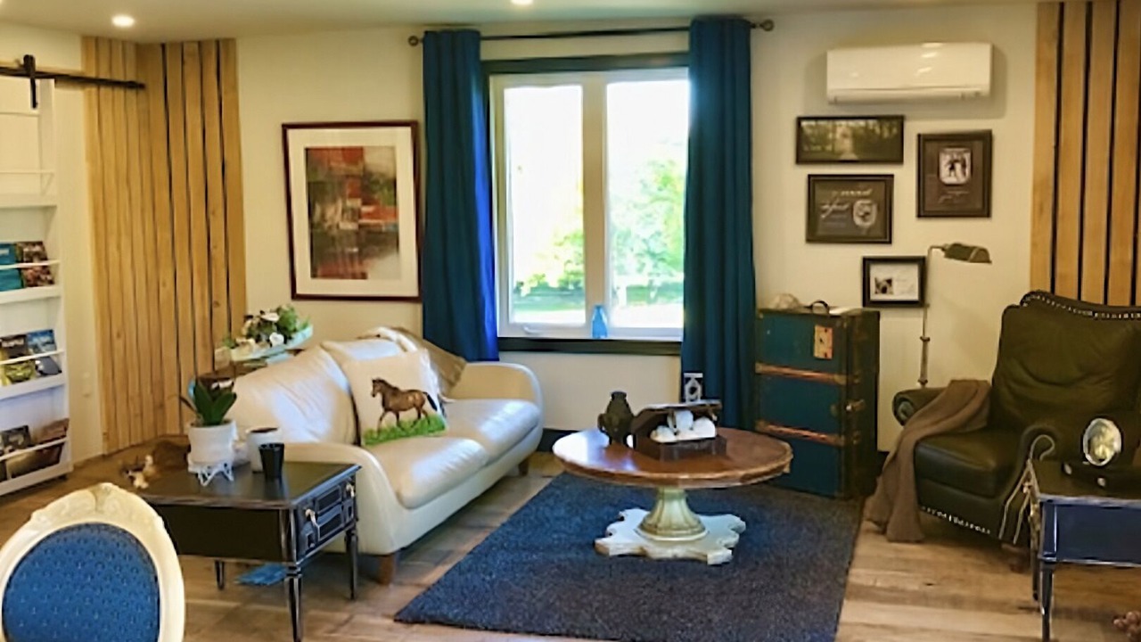 Photo of Livingroom in New Tecumseth