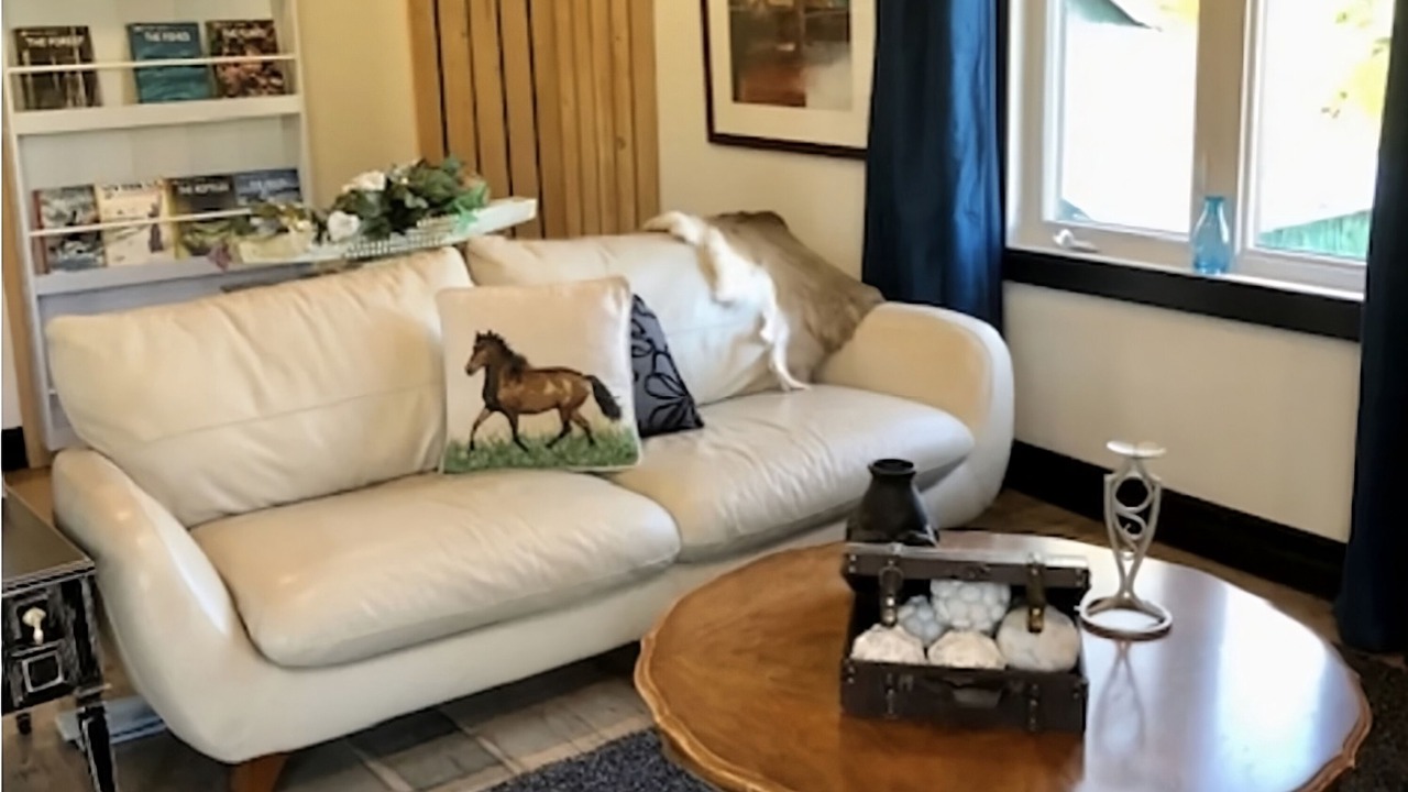 Photo of Livingroom in New Tecumseth