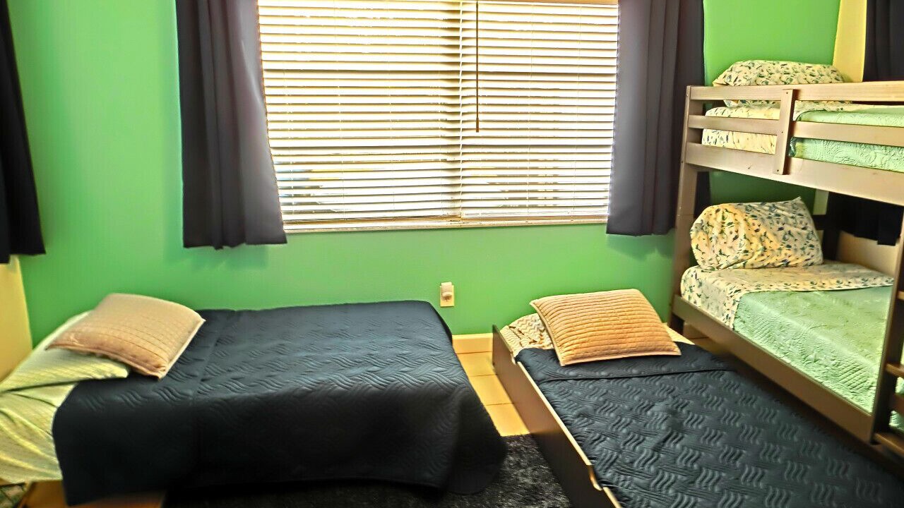 Photo of Bedroom in Weeki Wachee Gardens