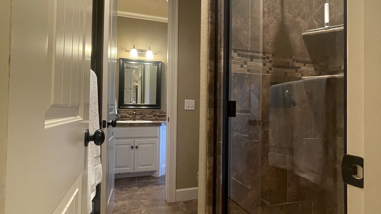 Photo of Bathroom in Palo Pinto County