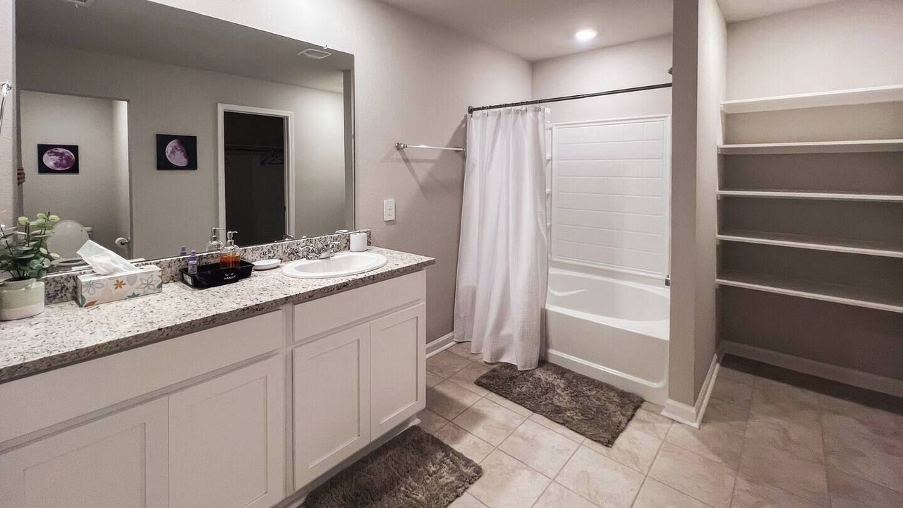 Photo of Bathroom in Lake Charles