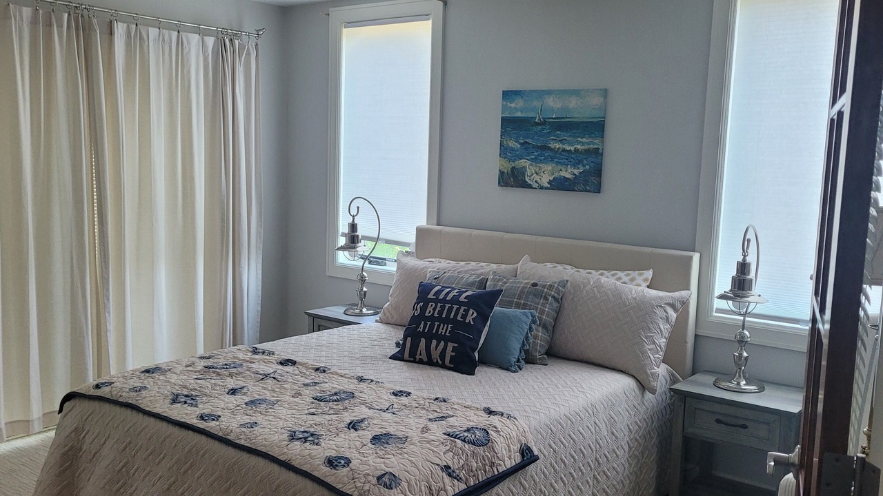Photo of Bedroom in Gills Rock