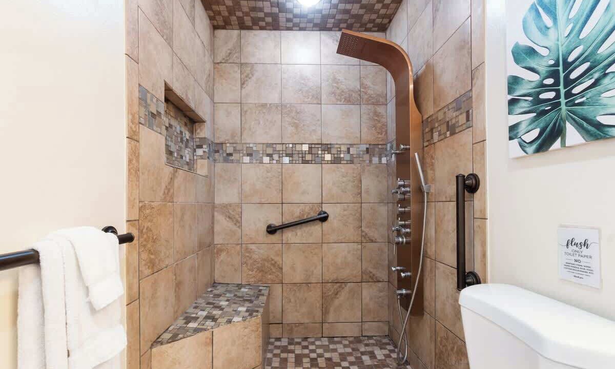 Photo of Bathroom in Myrtle Grove