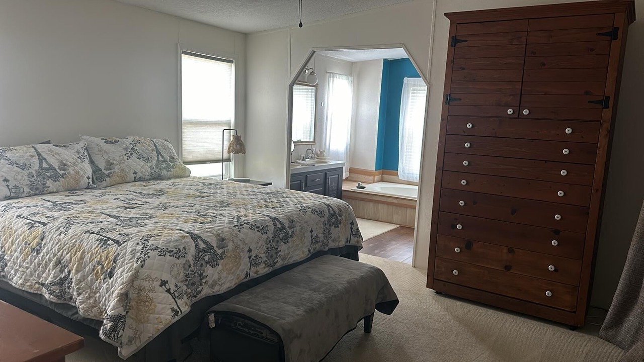 Photo of Bedroom in Polk City
