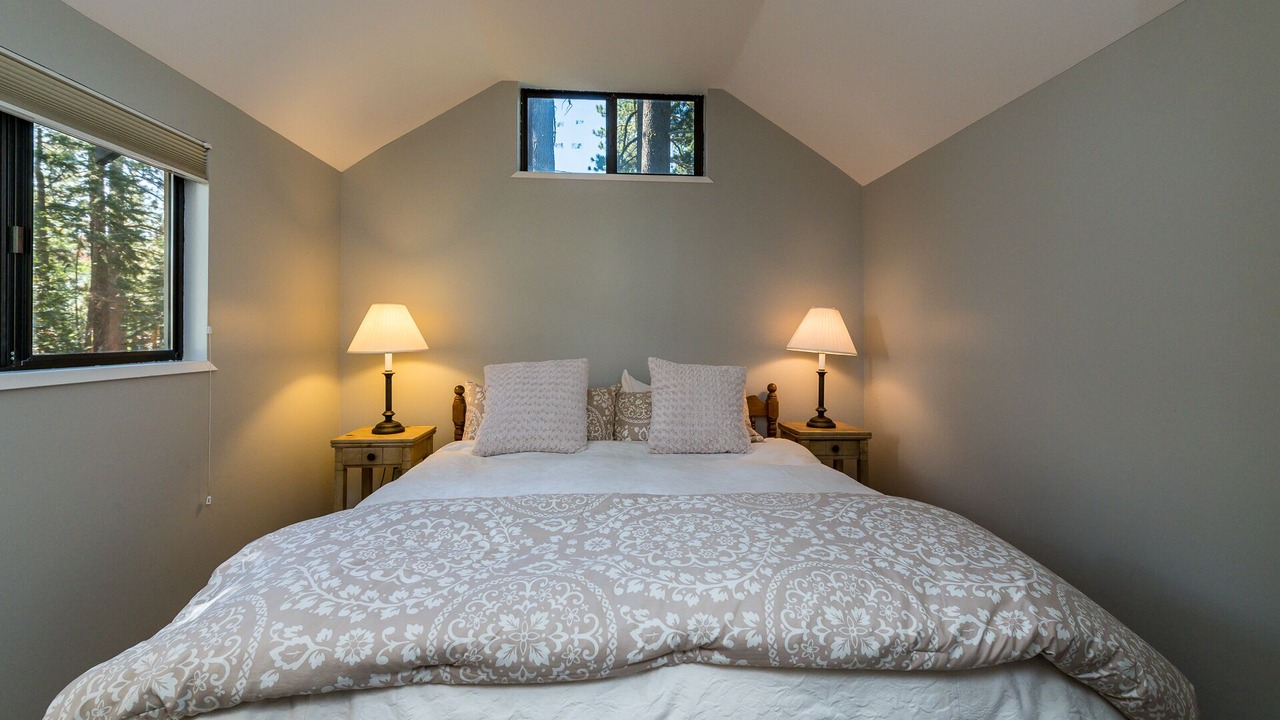 Photo of Bedroom in Sunnyside