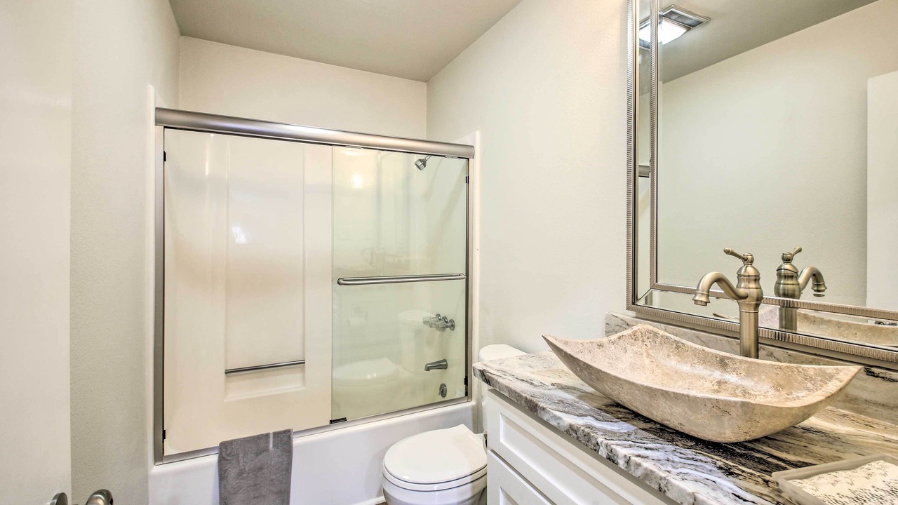 Photo of Bathroom in Rockwell