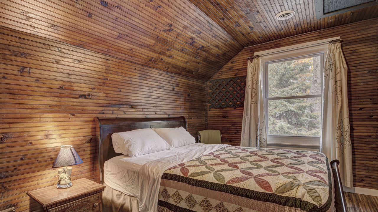 Photo of Bedroom in St Germain