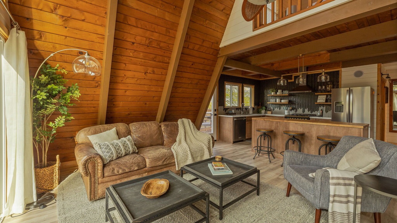 Photo of Livingroom in Bass Lake