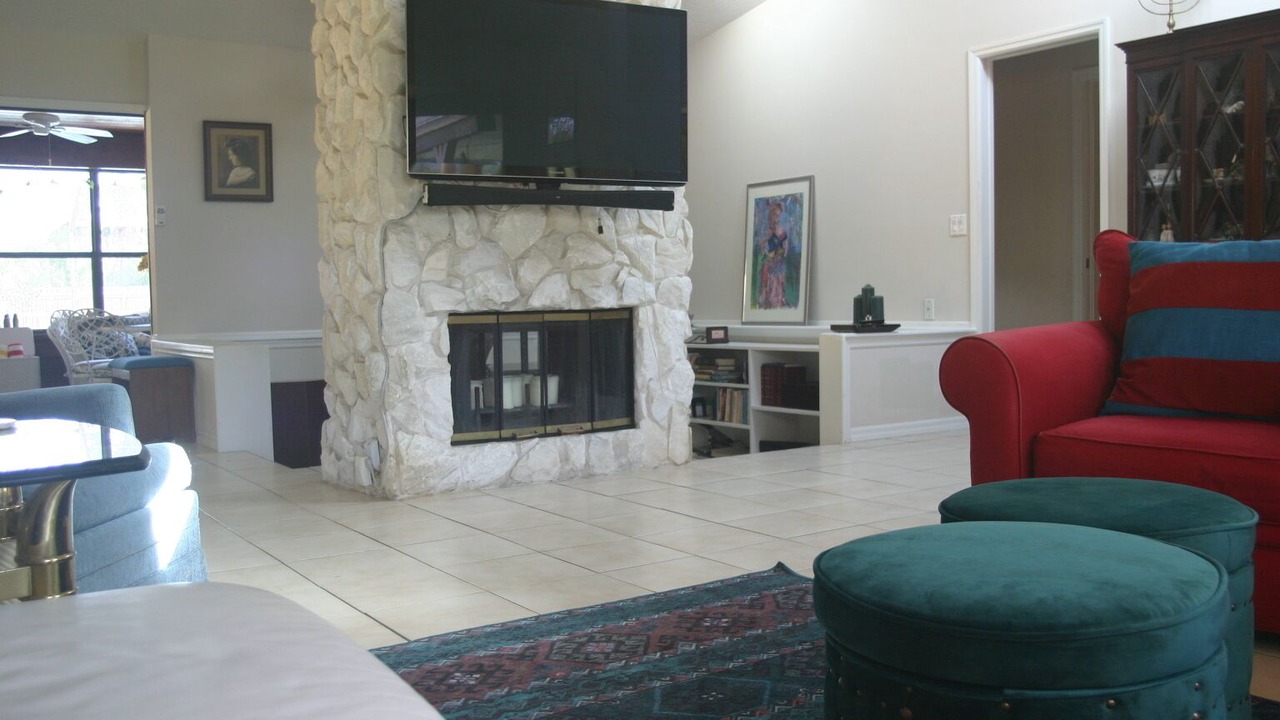 Photo of Livingroom in Interchange Square