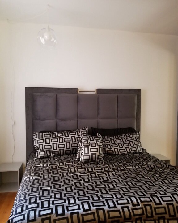 Photo of Bedroom in Midtown