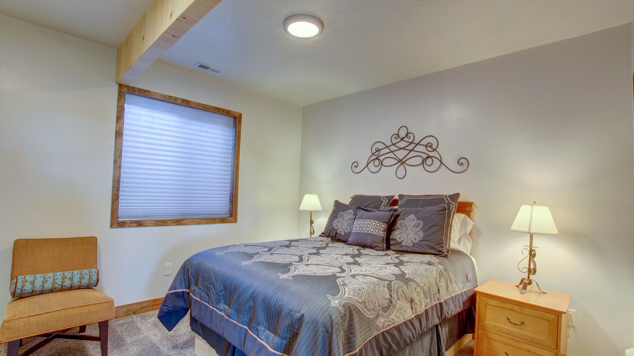Photo of Bedroom in Garden City