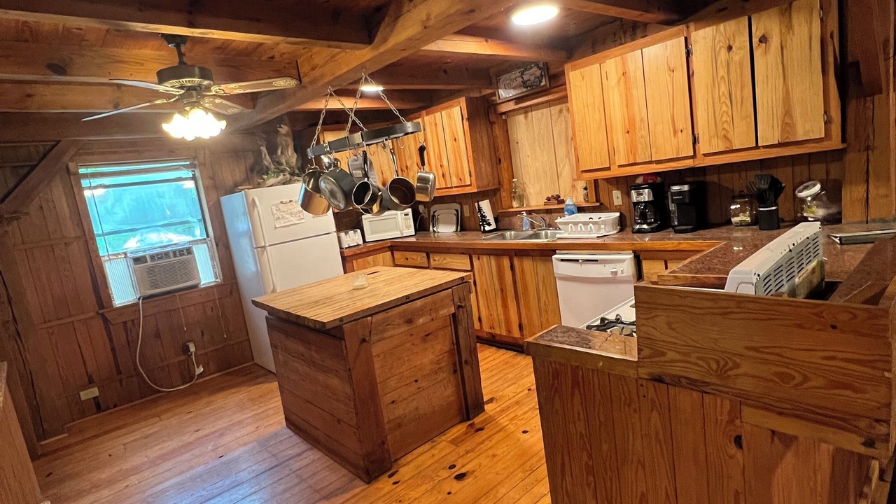 Photo of Kitchen in Board Camp