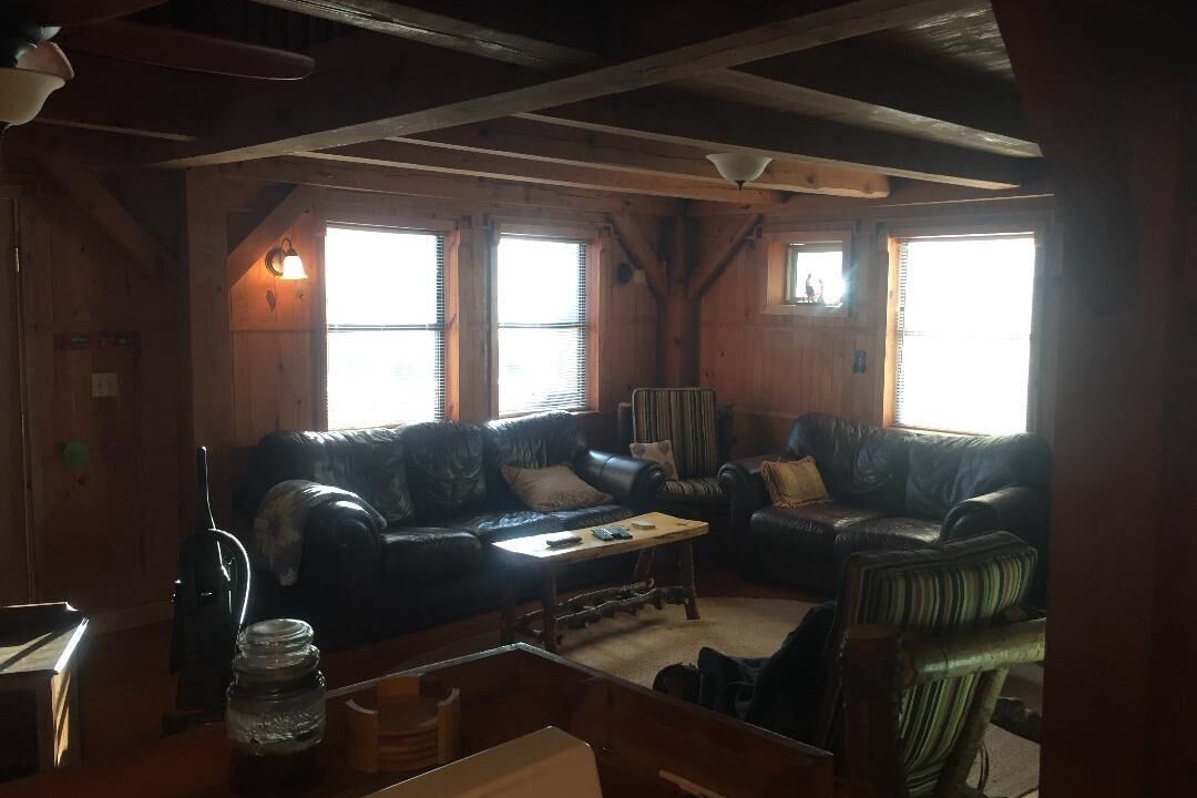 Photo of Livingroom in Board Camp