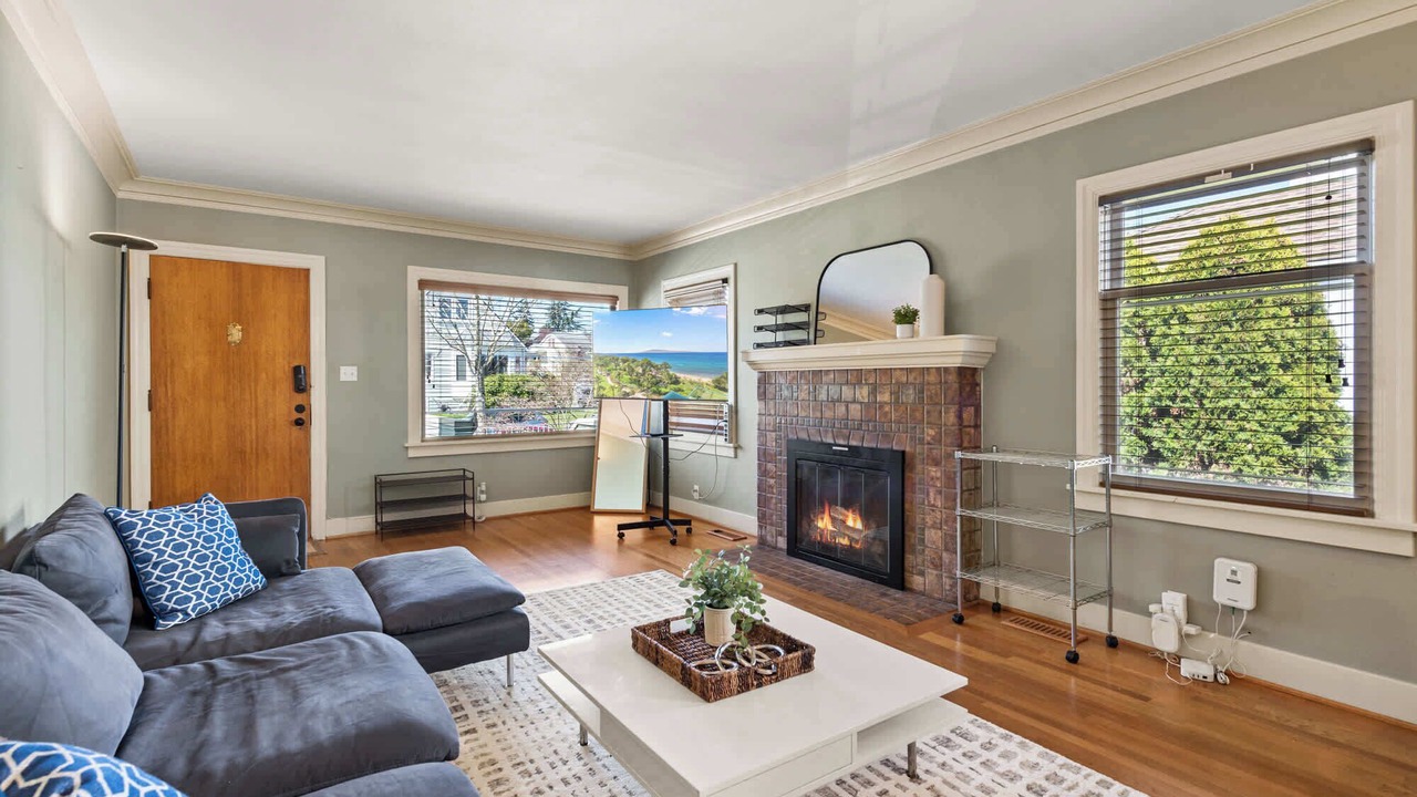 Photo of Livingroom in Green Lake