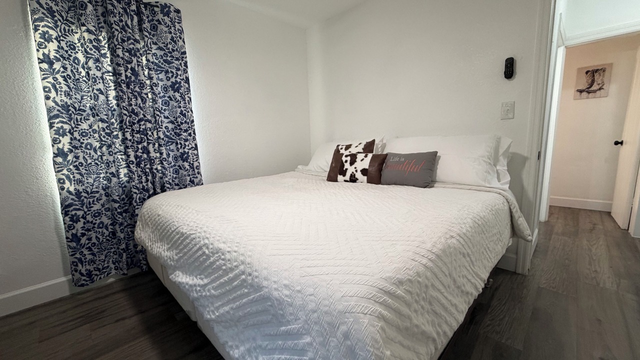 Photo of Bedroom in Bartow