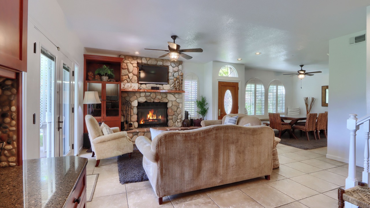 Photo of Livingroom in Bass Lake