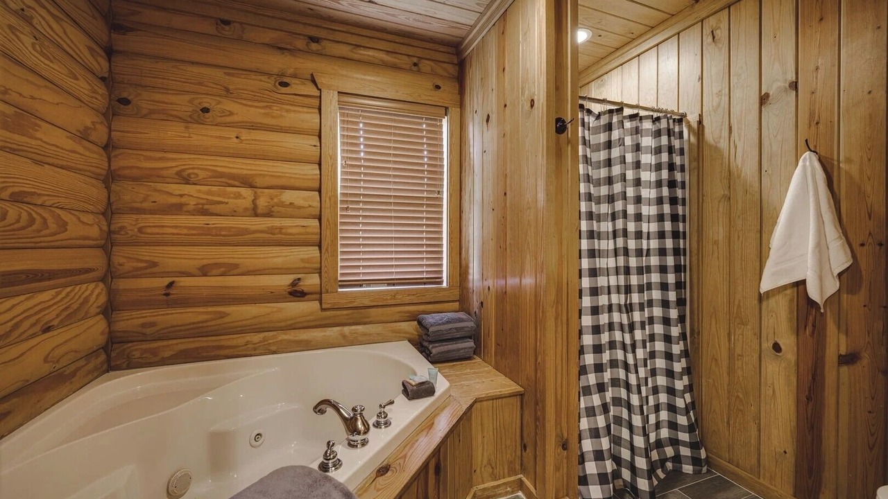 Photo of Bathroom in Amity