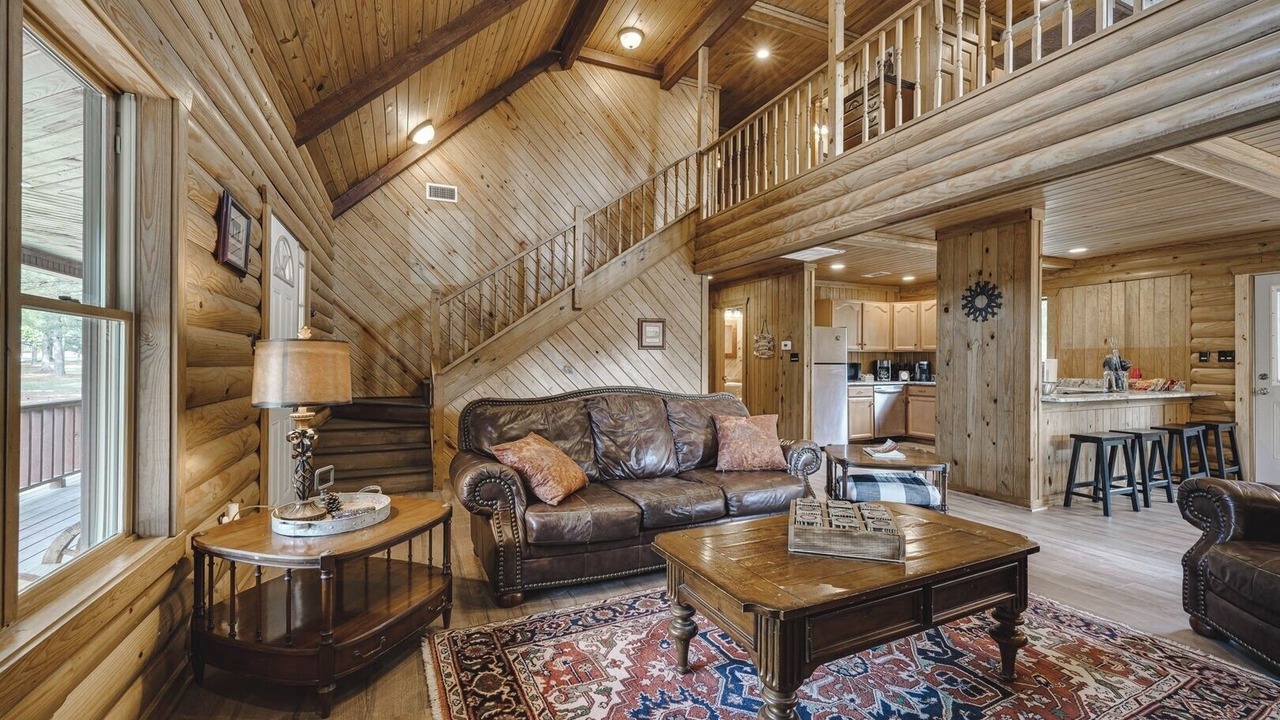 Photo of Livingroom in Amity