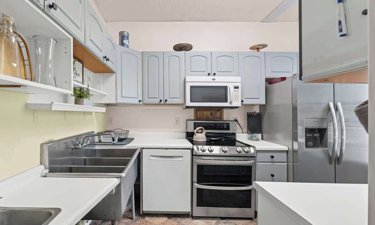 Photo of Kitchen in Downtown Historic District