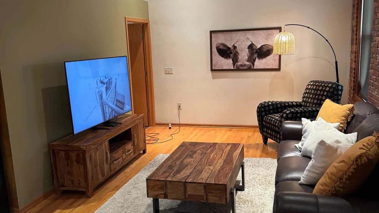 Photo of Livingroom in Downtown Lincoln