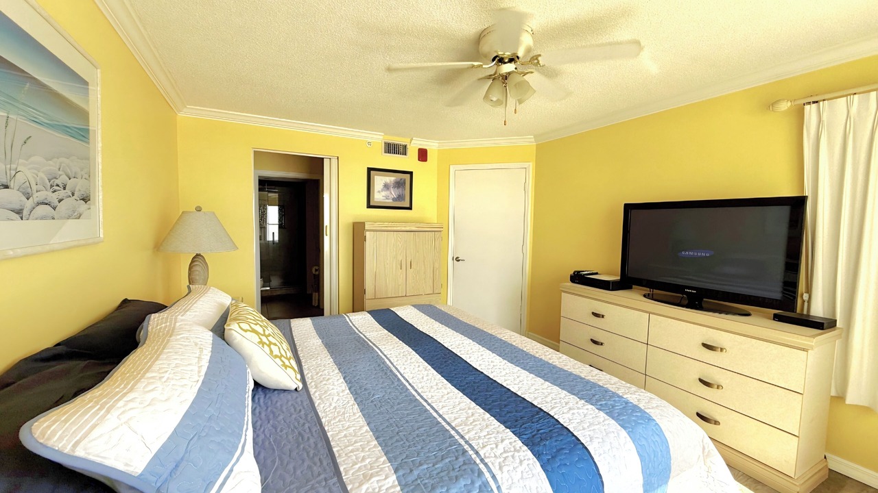 Photo of Bedroom in Sunny Shores