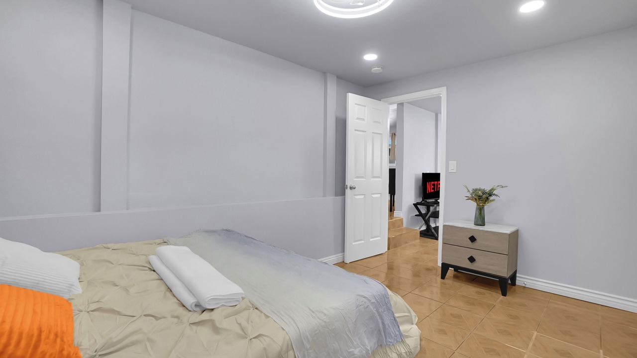 Photo of Bedroom in Los Angeles