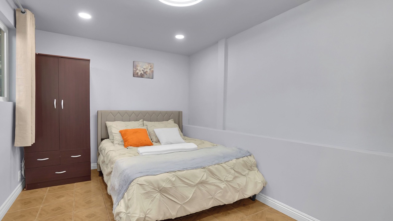 Photo of Bedroom in Los Angeles