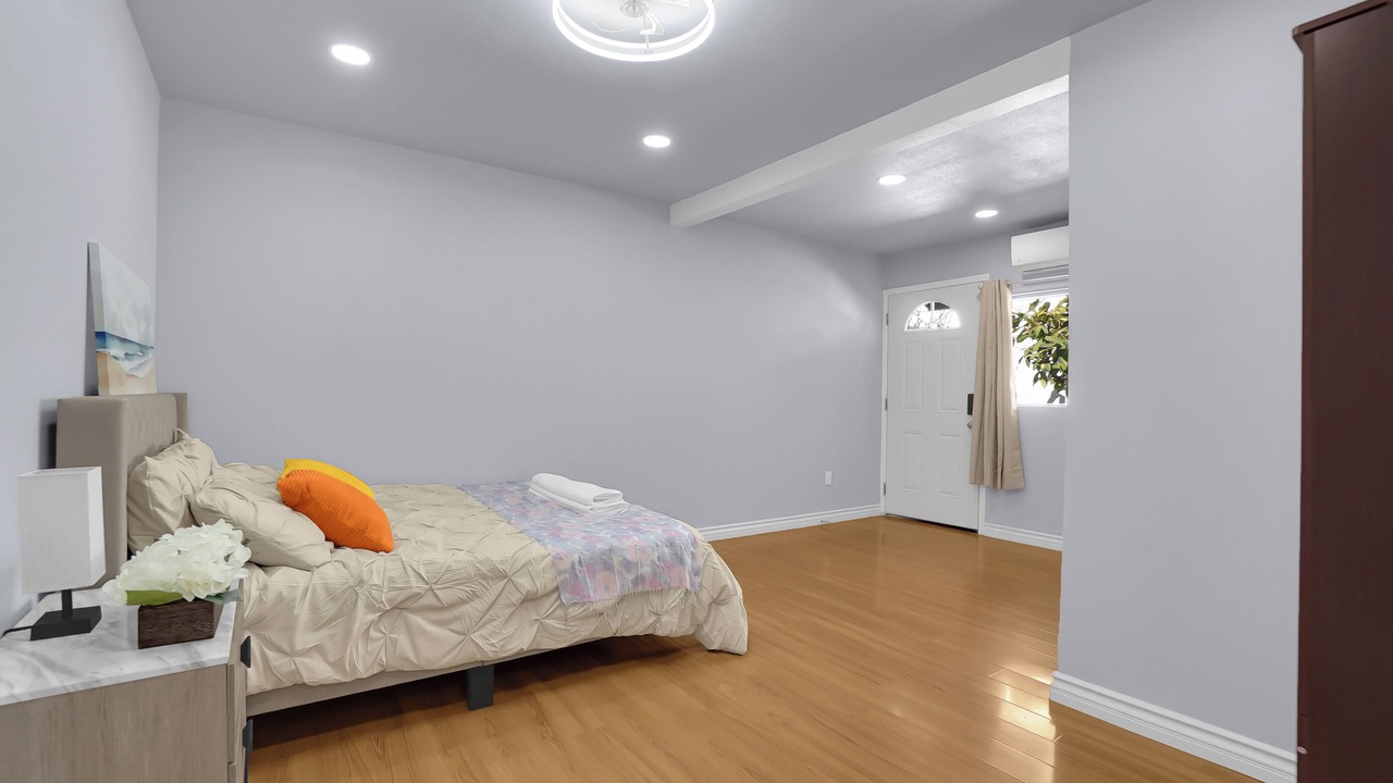 Photo of Bedroom in Los Angeles