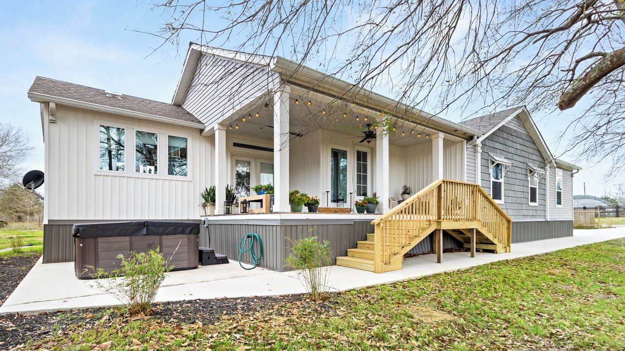 Photo of Outdoor in Voth