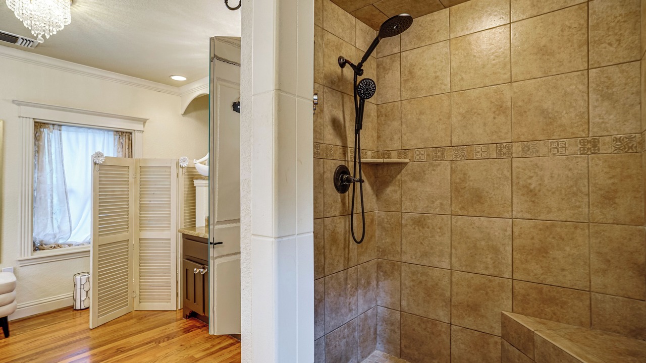 Photo of Bathroom in Weatherford