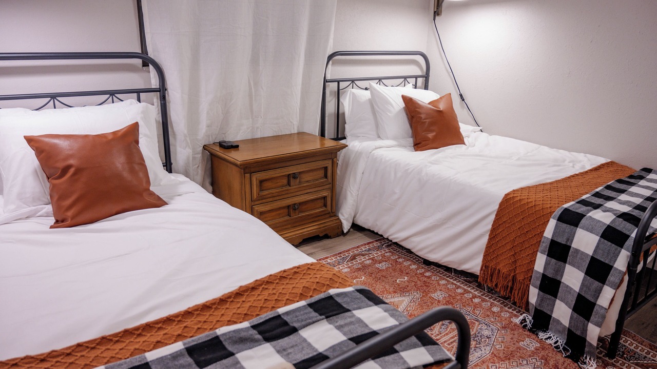 Photo of Bedroom in Lake City
