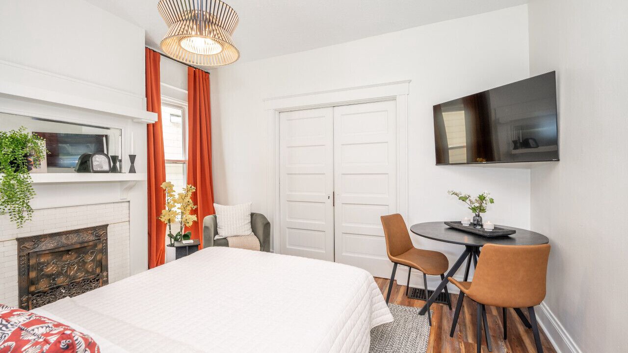 Photo of Bedroom in Oakley