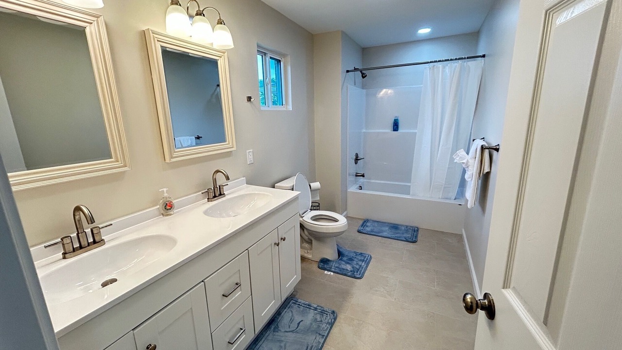 Photo of Bathroom in Jeffersonville