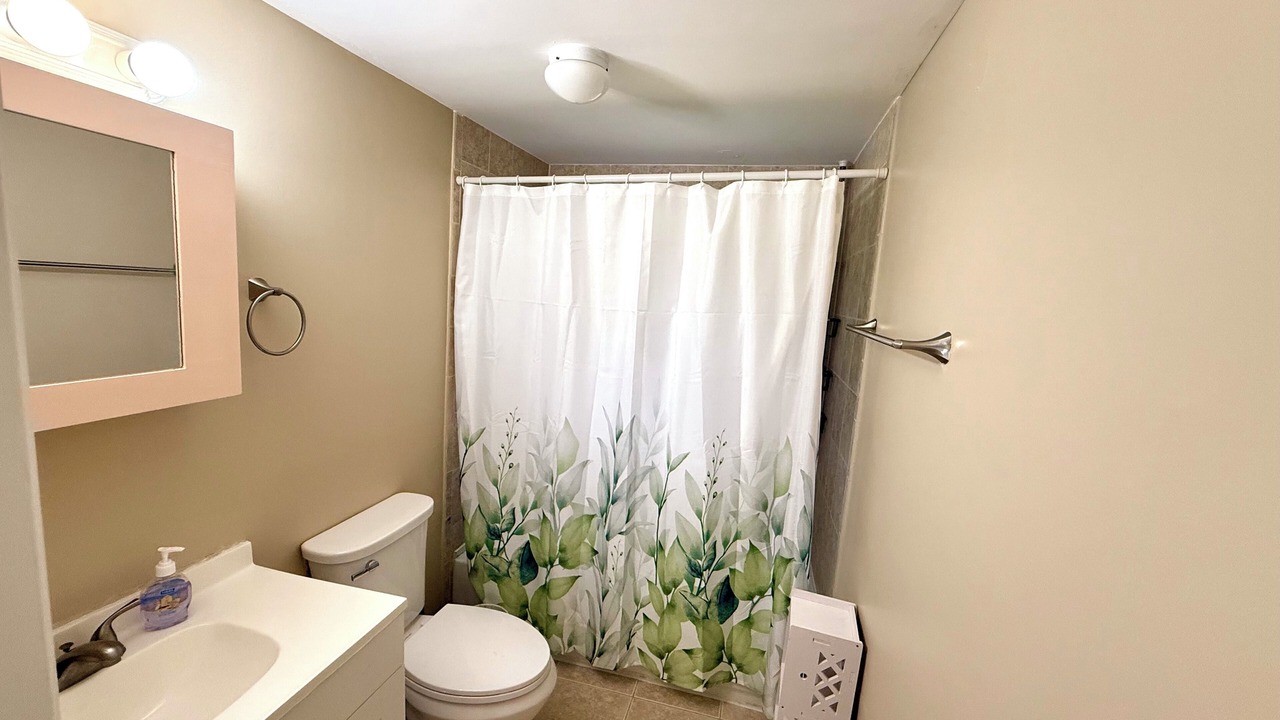 Photo of Bathroom in Old Homosassa