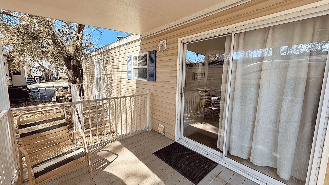 Photo of Patio Balcony in Seffner