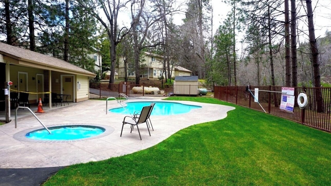 Photo of Outdoor in Bass Lake