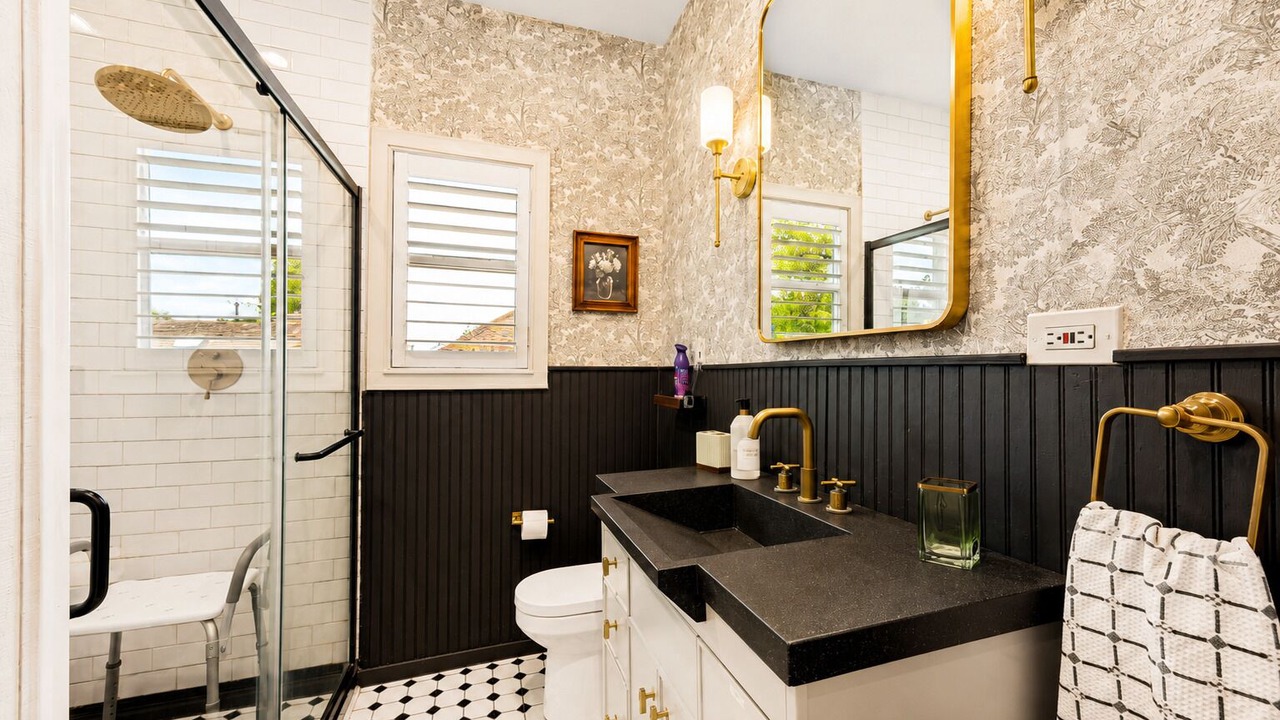 Photo of Bathroom in Sherman