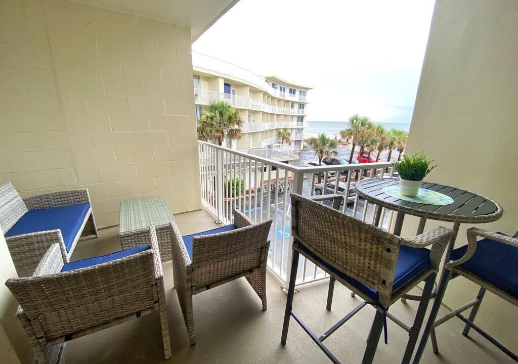 Photo of Patio Balcony in Silver Beach Park