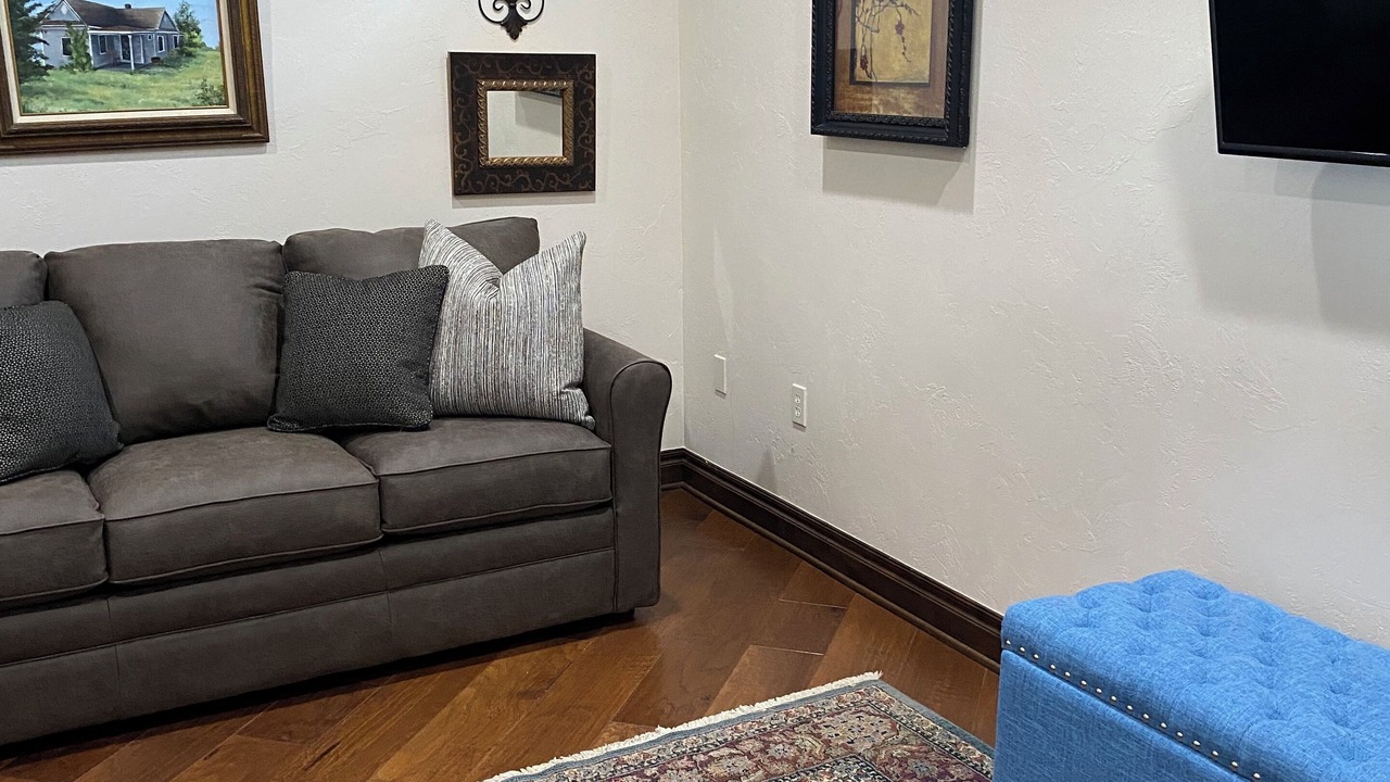 Photo of Livingroom in Woodward County